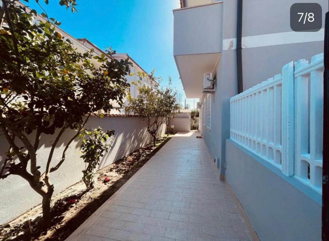 Sweet Stay Fiumicino Bagian luar foto